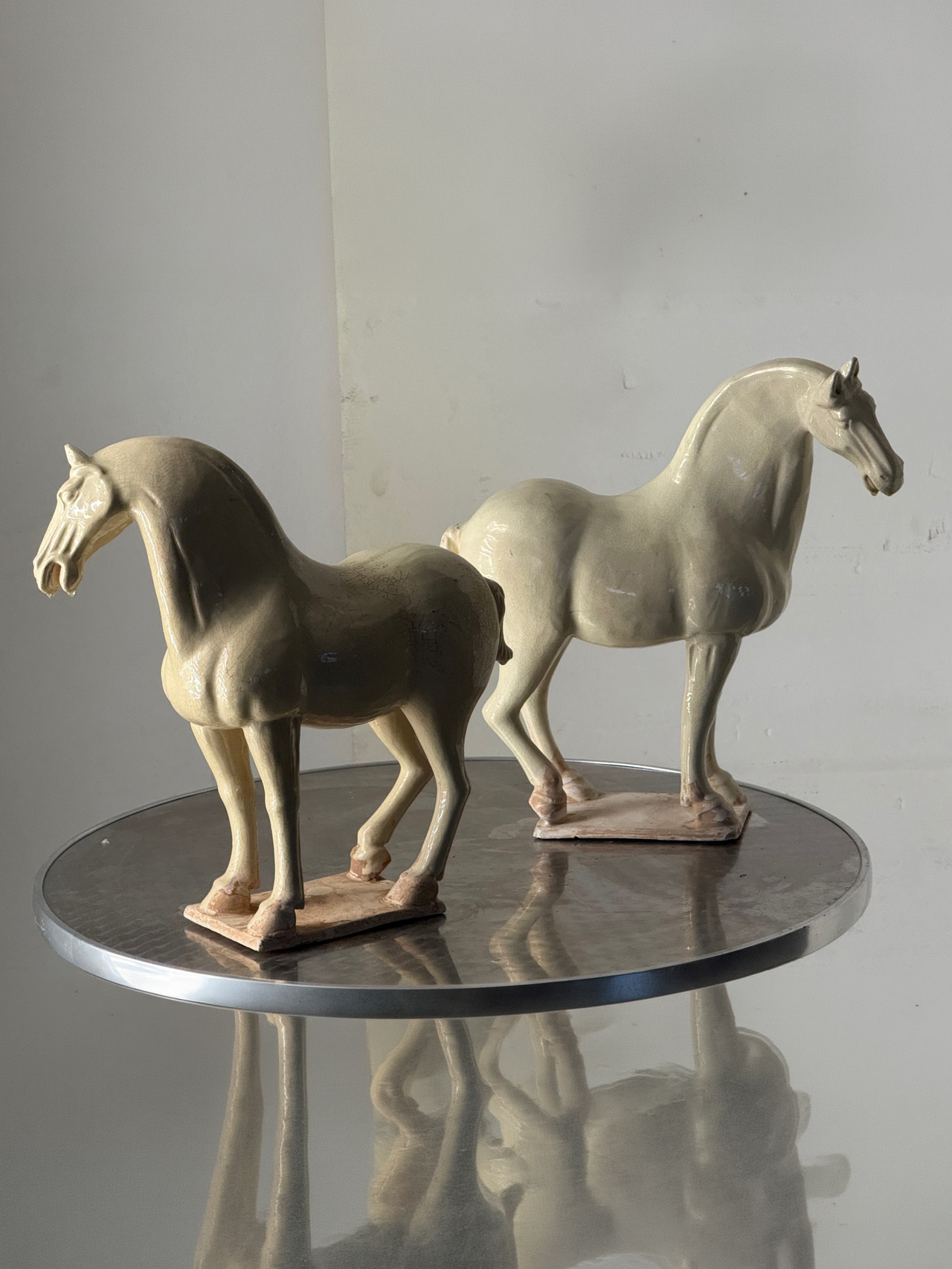 Coppia di cavalli in ceramica