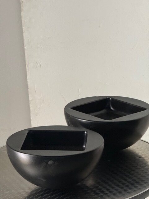 Ciotole design in materiale composito nero